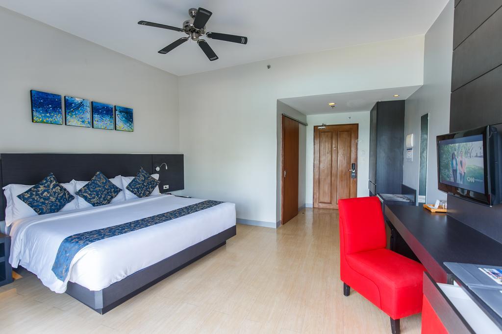 Solea Seaview Resort Lapu-Lapu City Exterior photo